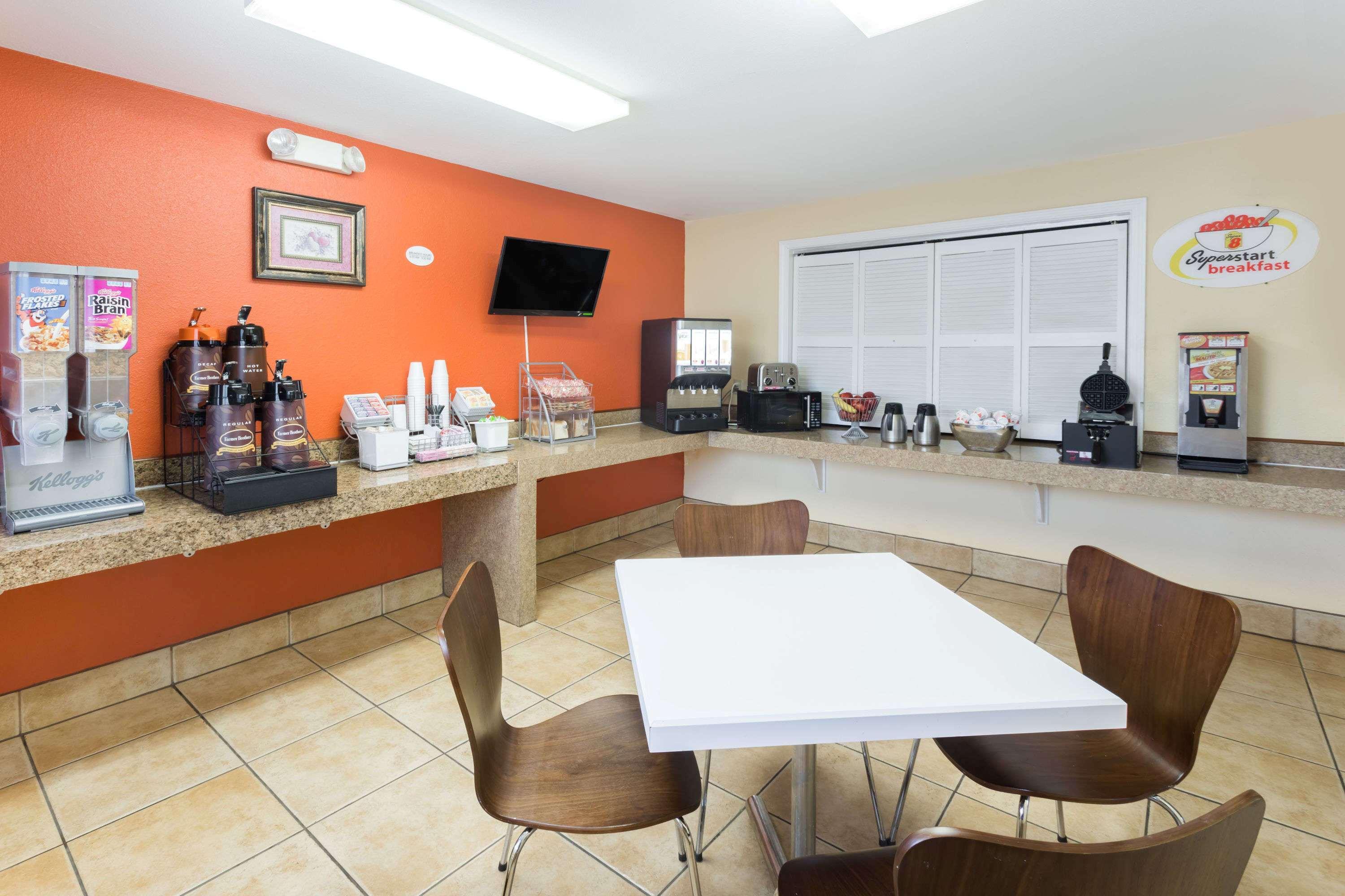 スーパー 8 バイ ウインダム バトン ルージュ インターステート 10 Prairieville エクステリア 写真